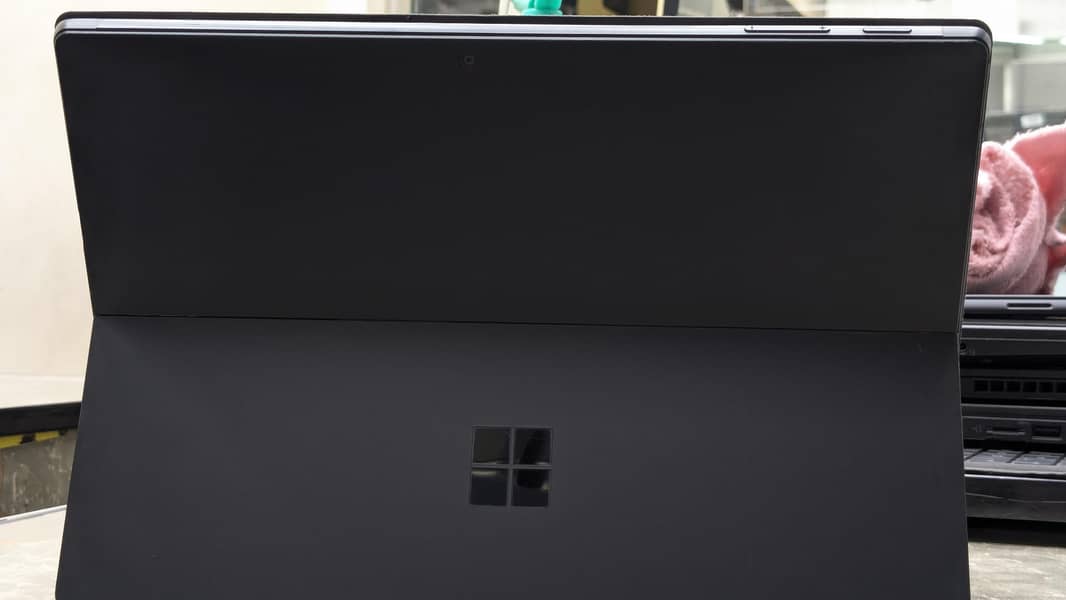 Microsoft Surface Pro 7+ 1