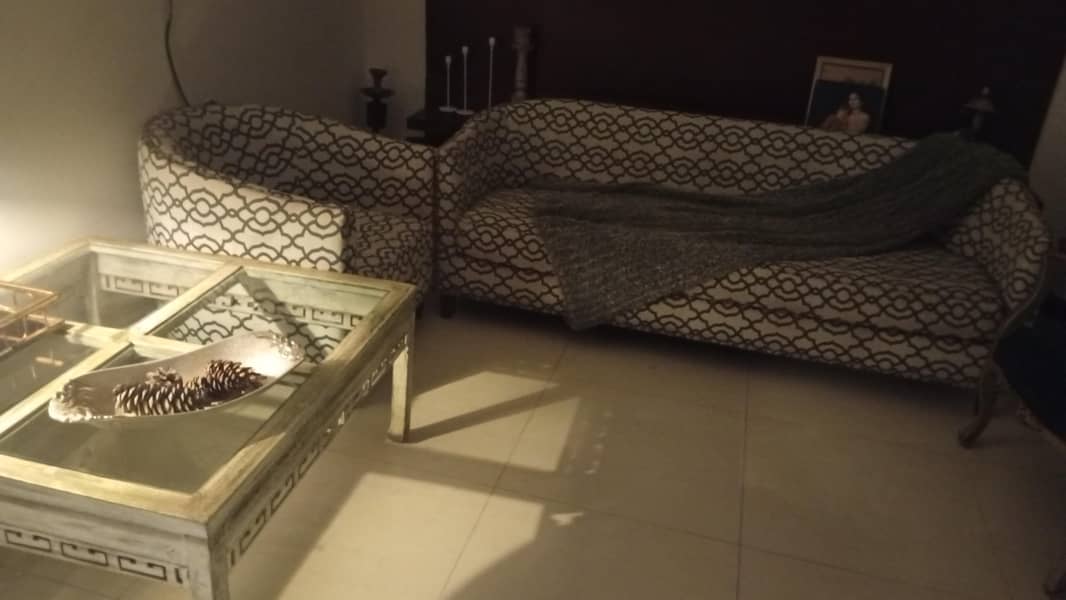 king size bed, 4