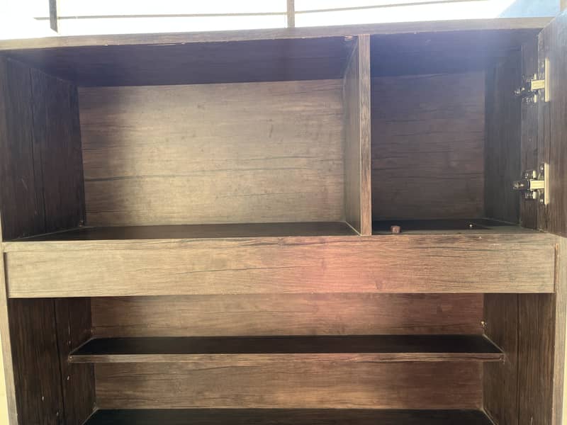 PC friendly study table 7