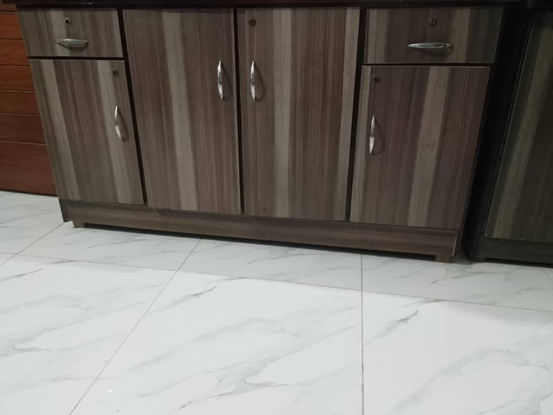 cabinets 1