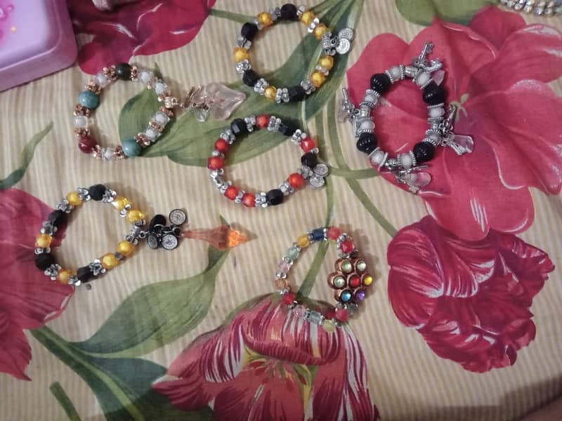 6 bracelets set 0