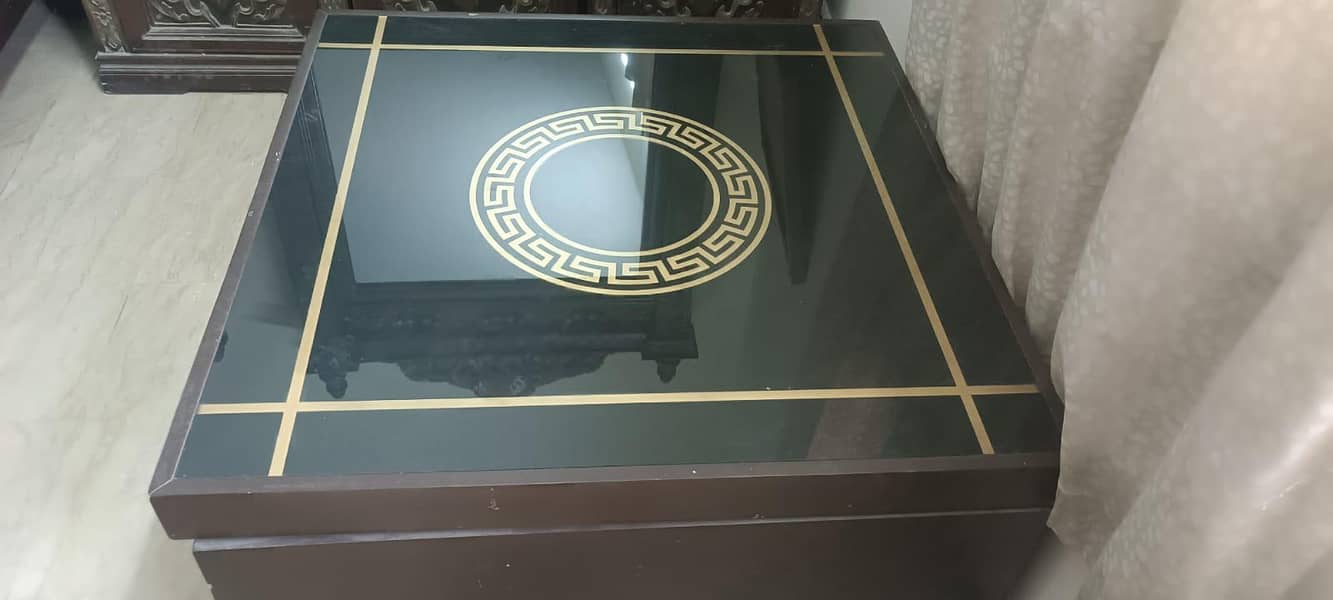 Table/Coffee table 1