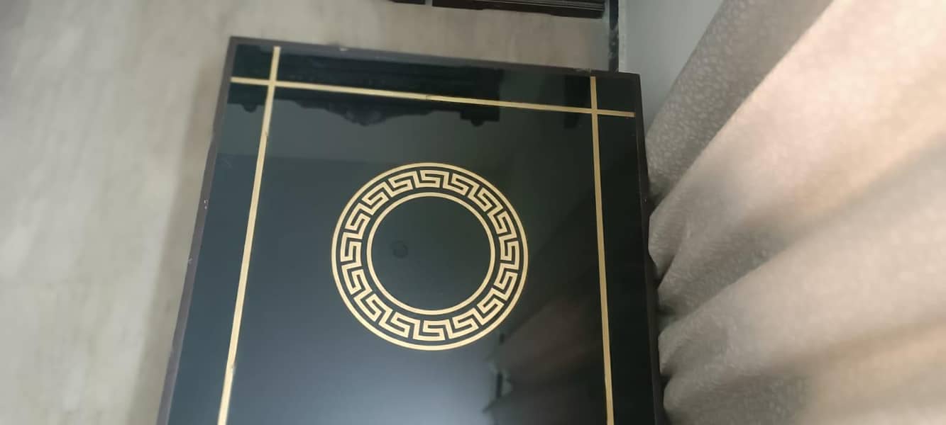 Table/Coffee table 3