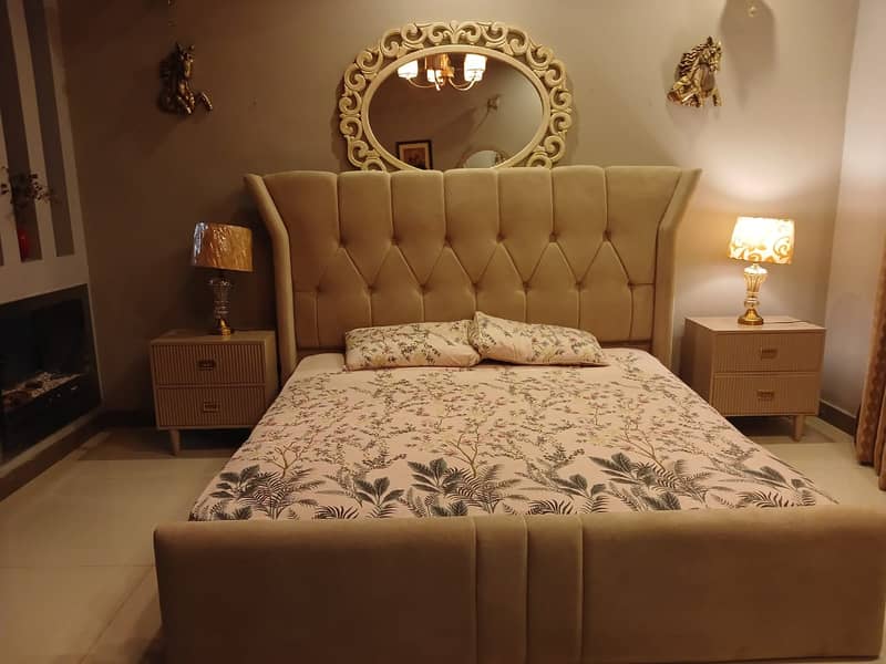 Bed Sets / Chairs / Center Table / Study Table / Mirror / Trolley 1