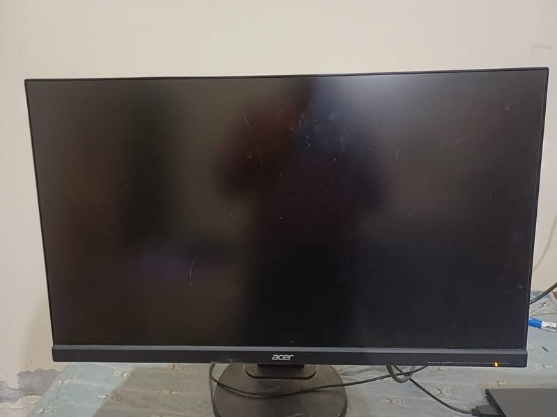 27 inch boderless display 0