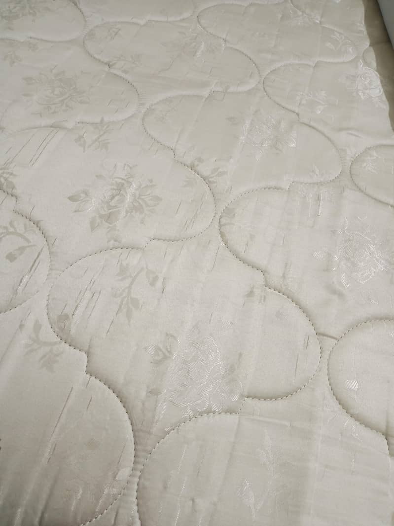 double bed mattress 0