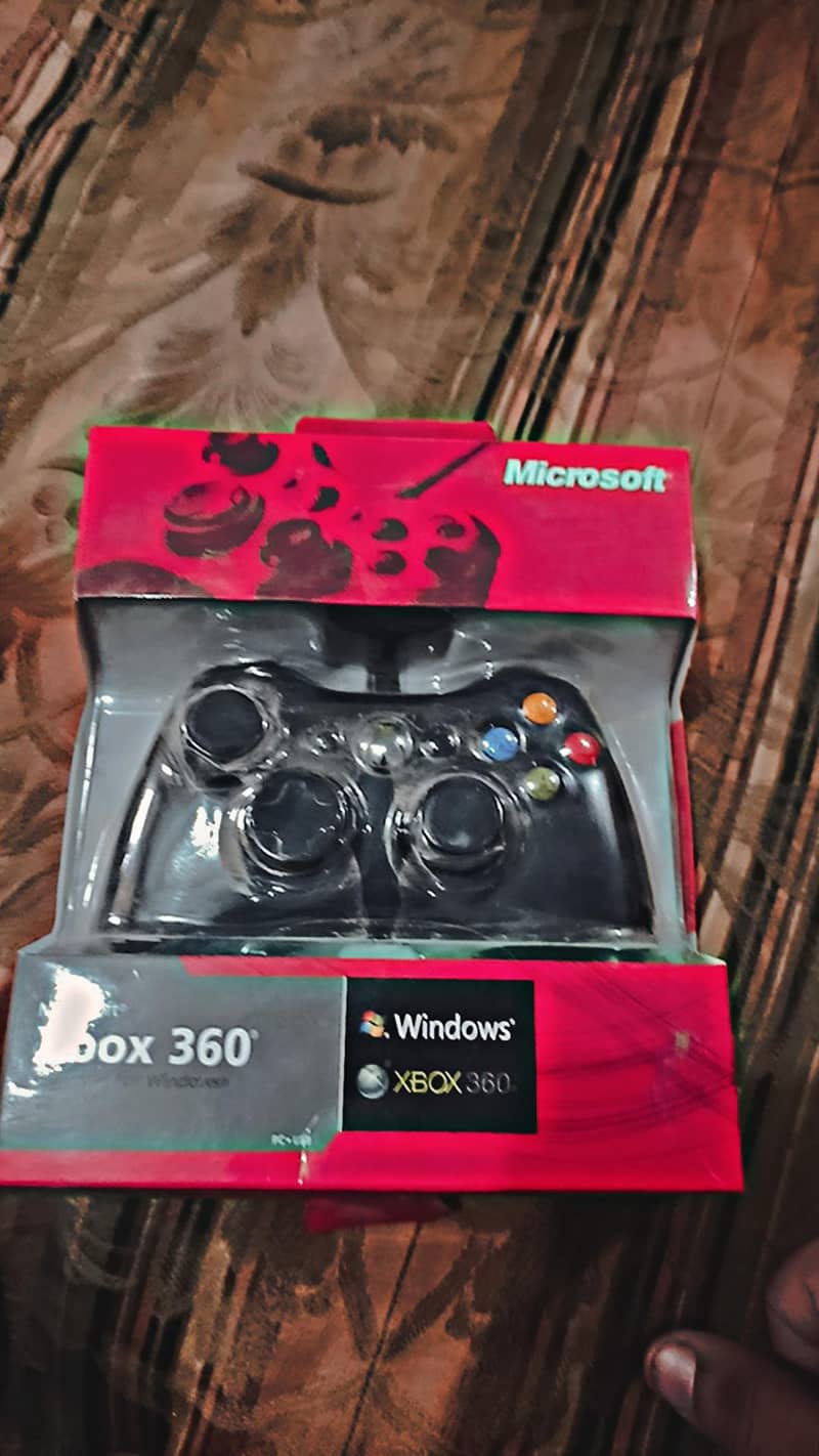 XBOX 360 controllers  wired 2