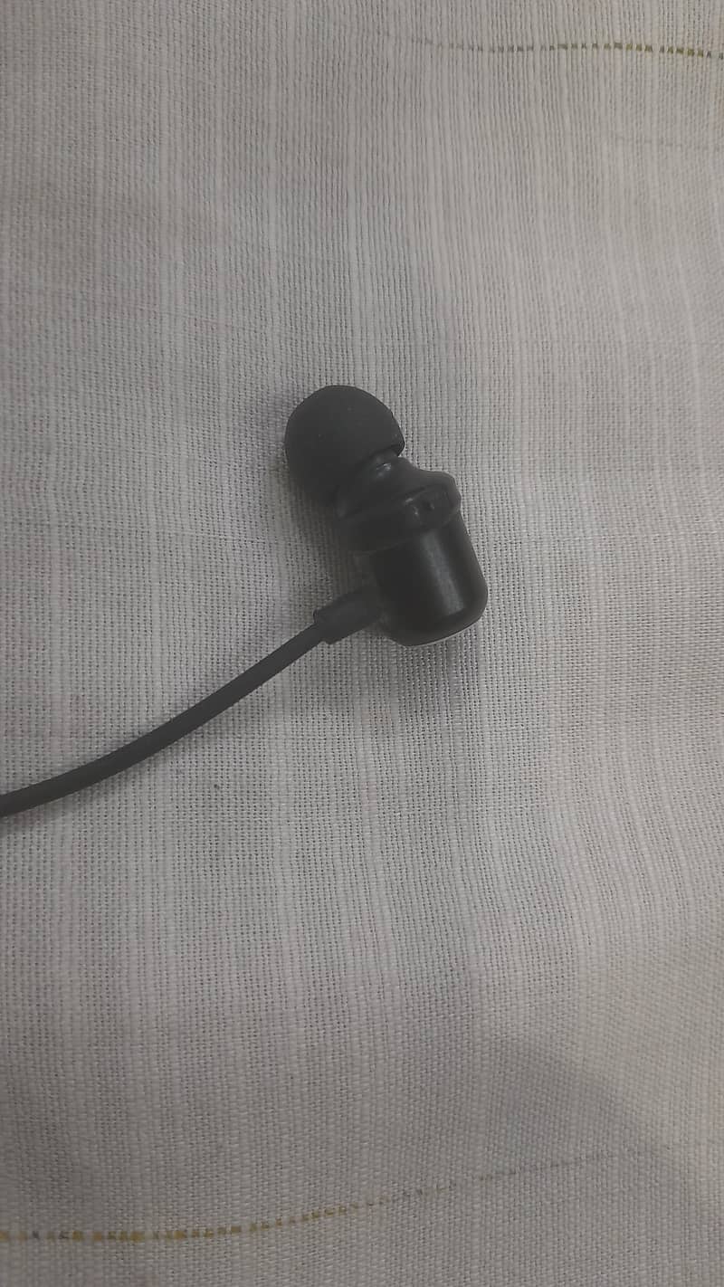 neck bluetooth 2