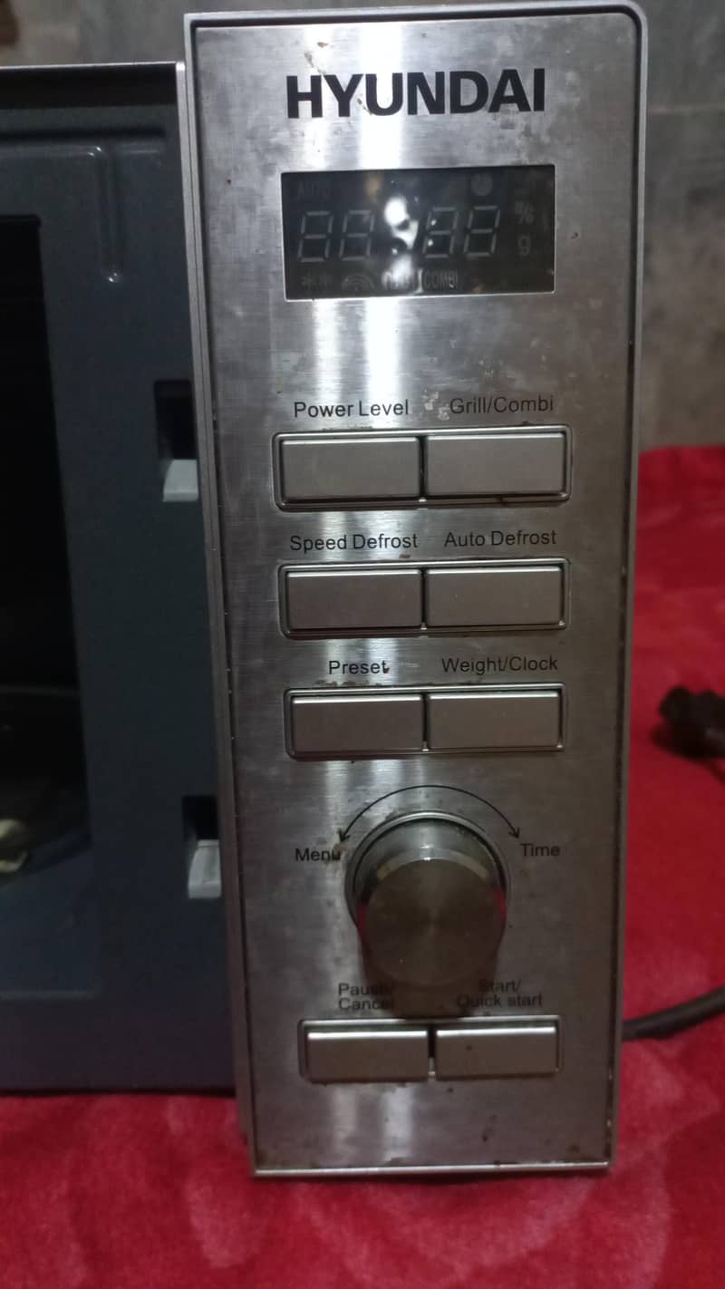 microwave oven 0