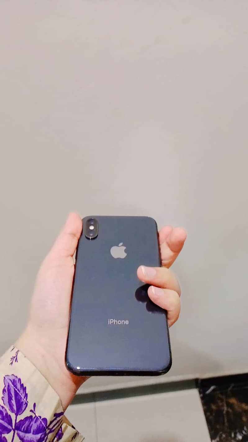 Apple iPhone XS 0