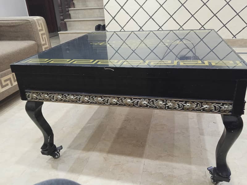 Center Table 4