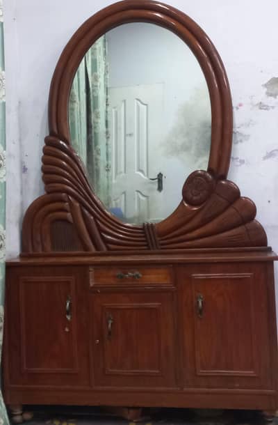 dressing table