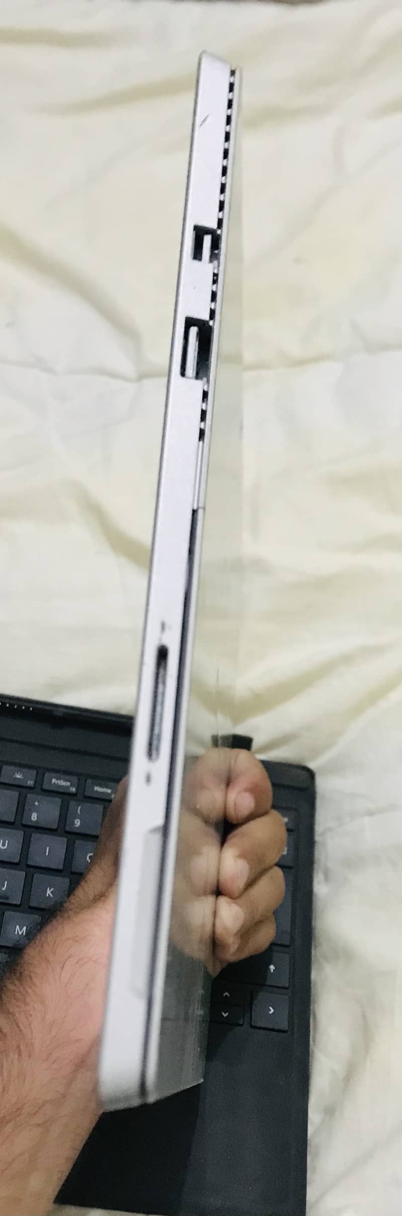 Microsoft surface pro 4 6