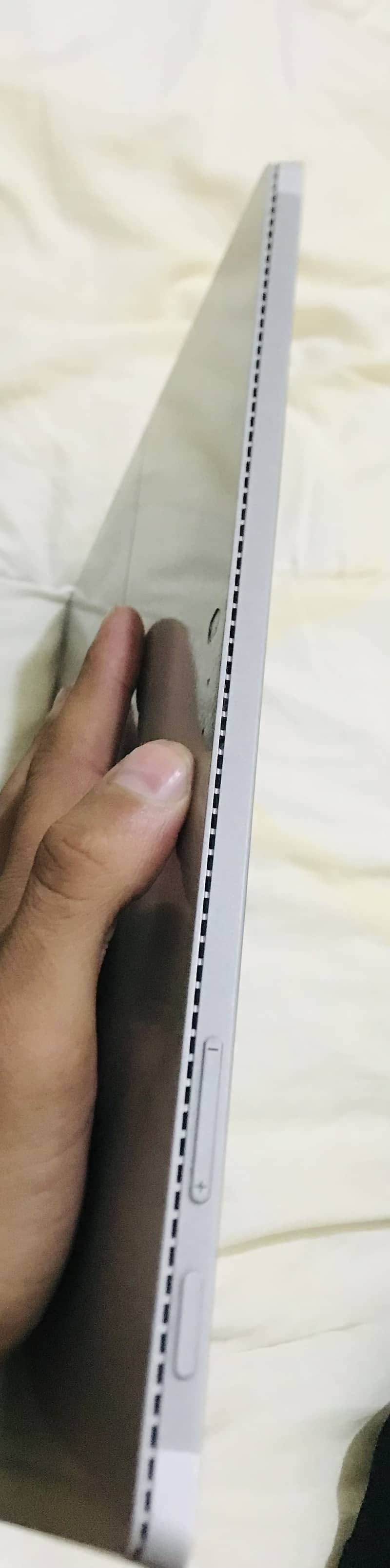 Microsoft surface pro 4 7