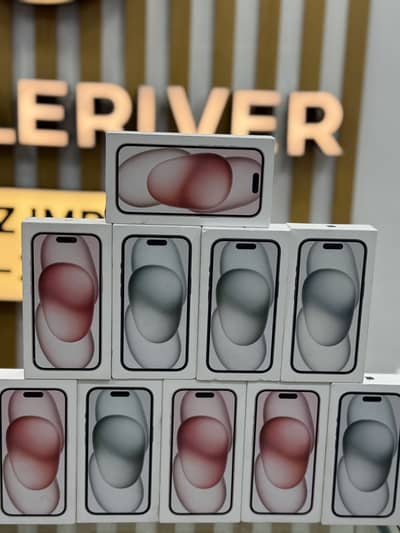 apple Iphone 15 128GB Box pack Non active