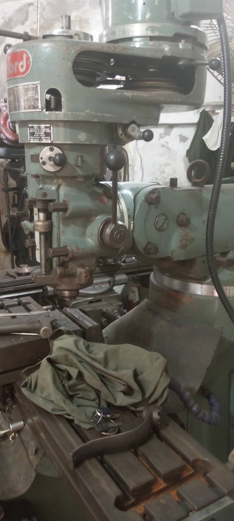 vertical milling machine 0