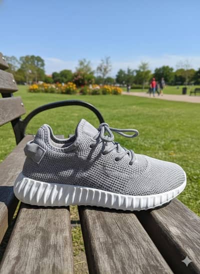 Shoes / Joggers  (Nike, Asics, Puma, Adidas, New Balance)