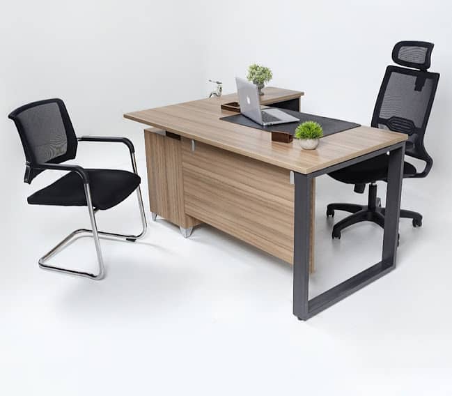 Executive Table/Manager Table/Workstations/Chairs 2