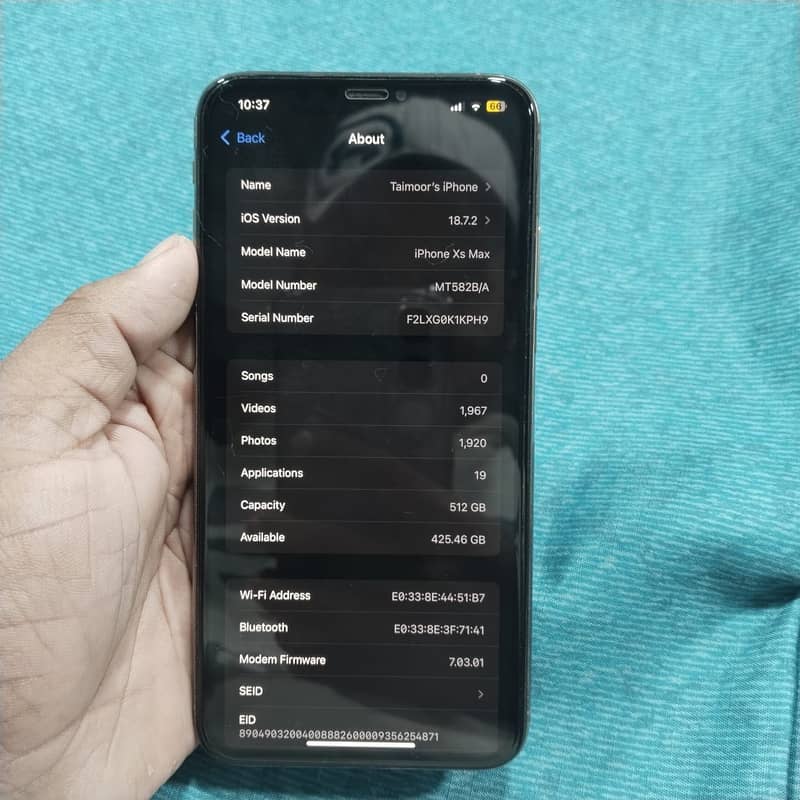 iPhone XS Max 0