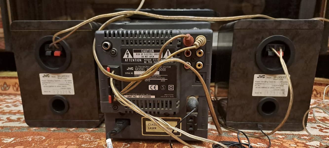 Jvc set made in japan with remote and woofer 1