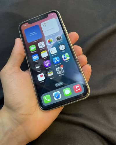 iPhone 11 (128GB) NON PTA