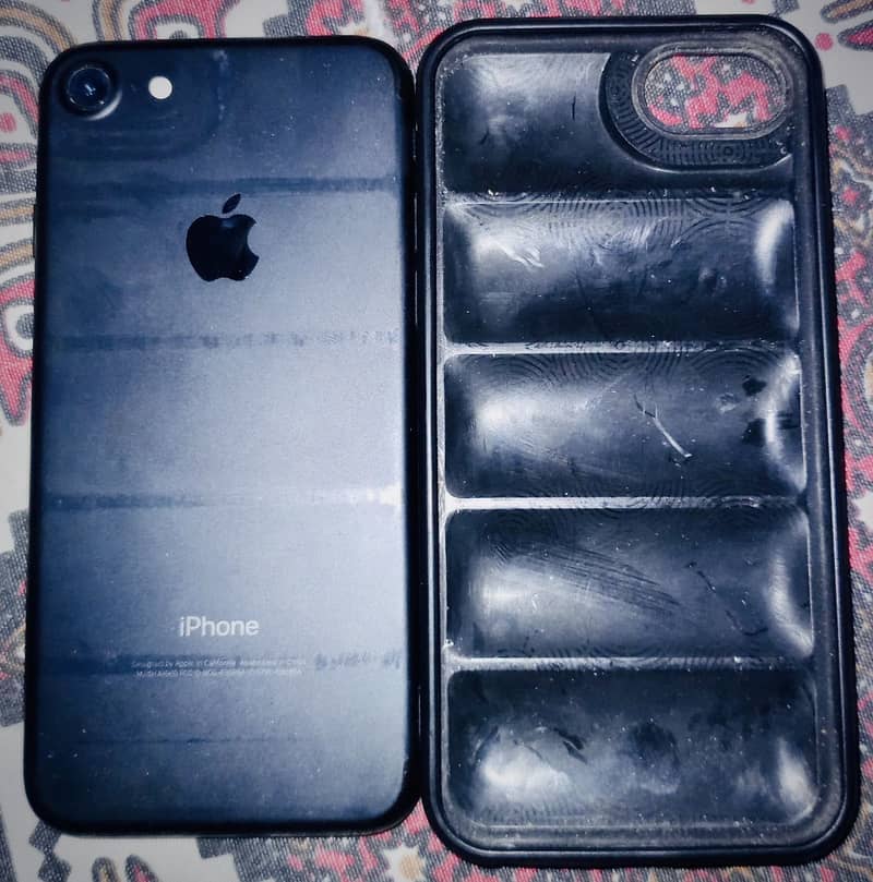 IPhone 7 | 10/10 condition 0