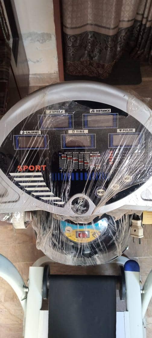 برائے فروخت: 4-ان-1 مینوئل ٹریڈمل – بہترین حالت میں! 5