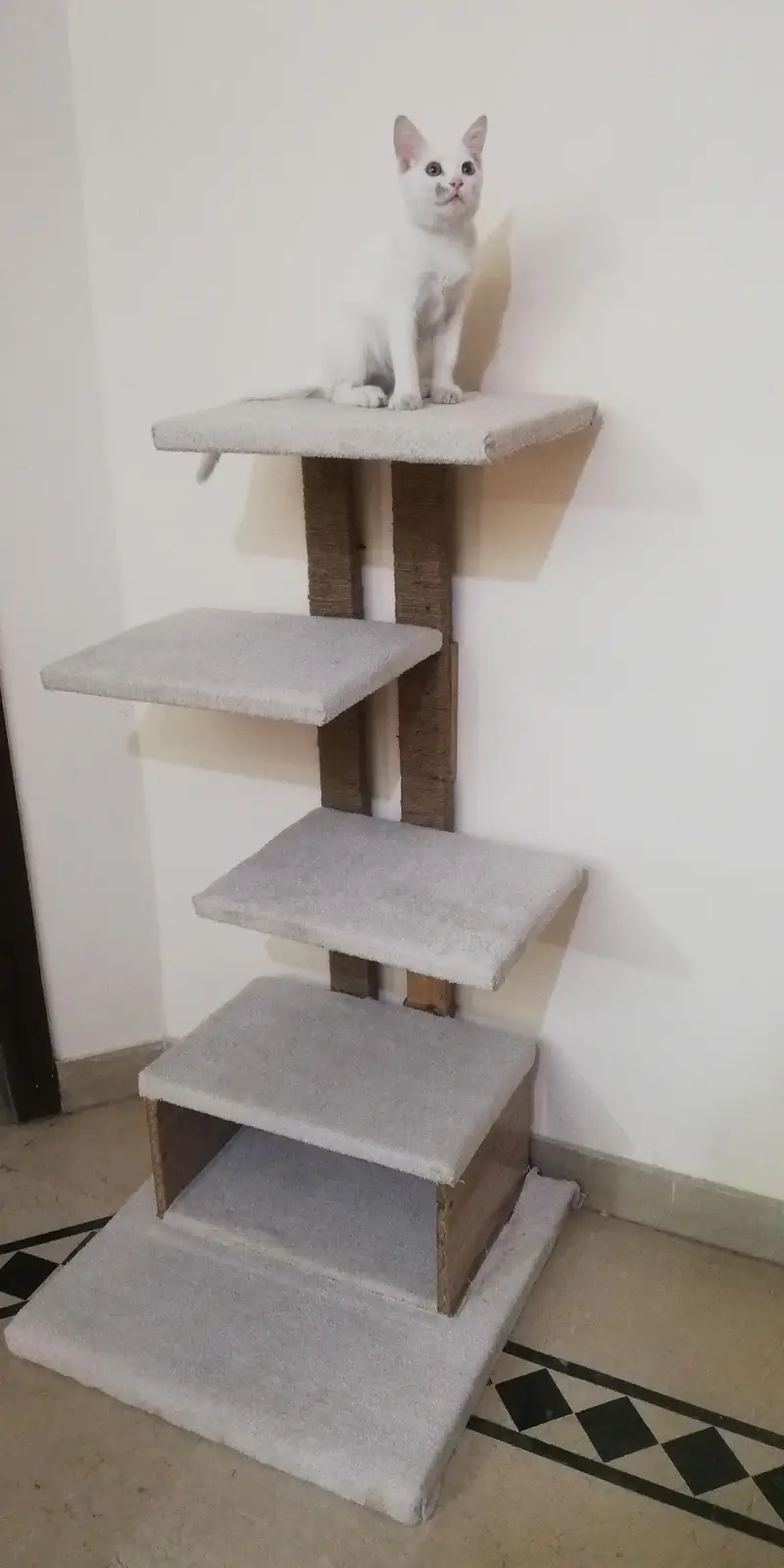 4-Level Cat Tree / Cat Tower/ Cat Furniture with scratching post — photo 2