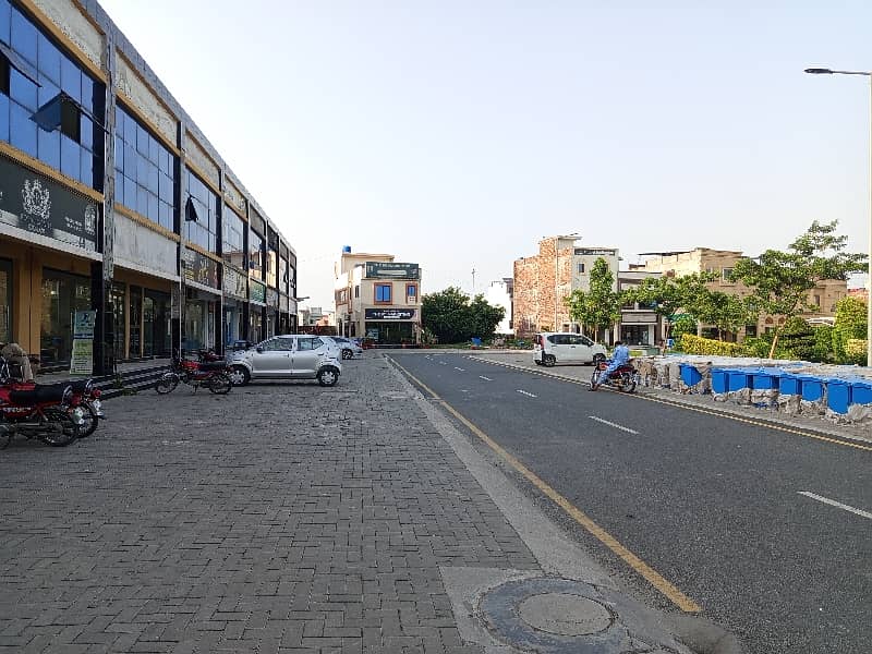 Spacious Good Location Residential Plot Is Available In Ajwa City For sale 2