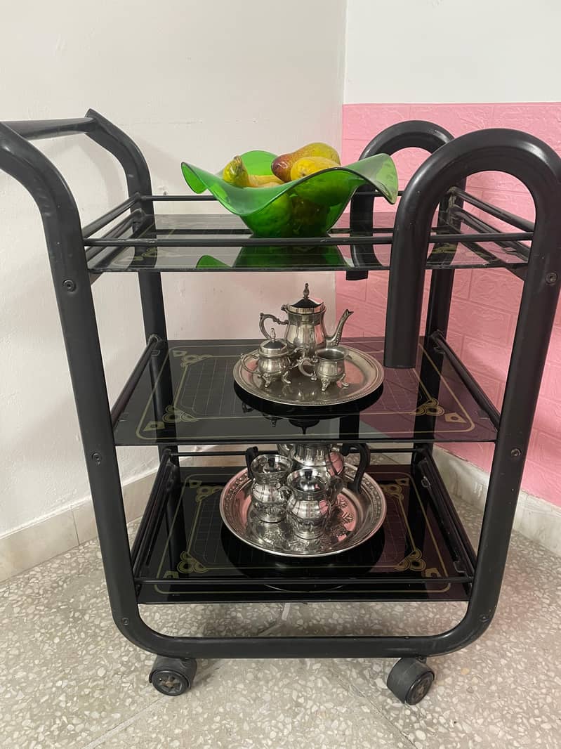 tea trolley 1