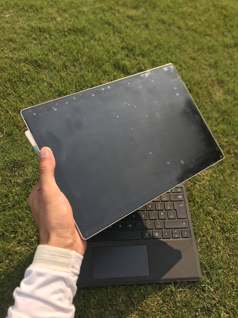 Microsoft surface pro 4 2