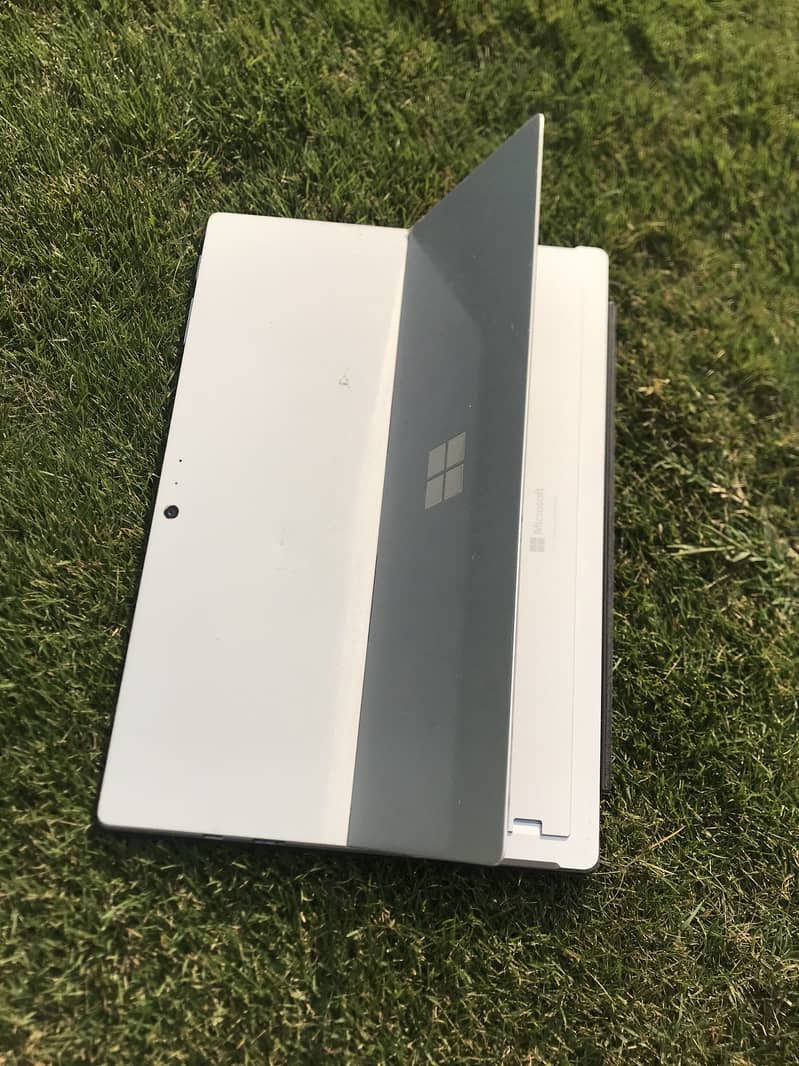 Microsoft surface pro 4 17