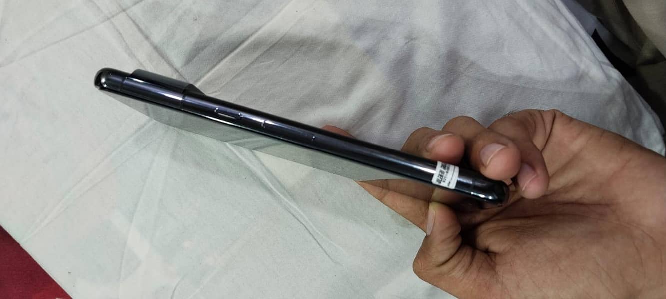 Google Pixel 8 Pro 3