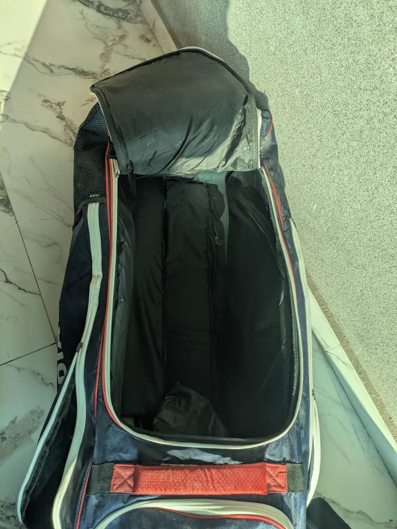 10/10 Cricket kit 1