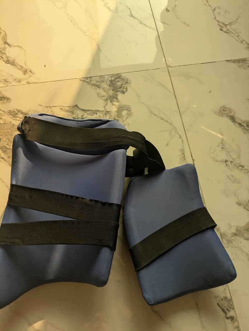 10/10 Cricket kit 11