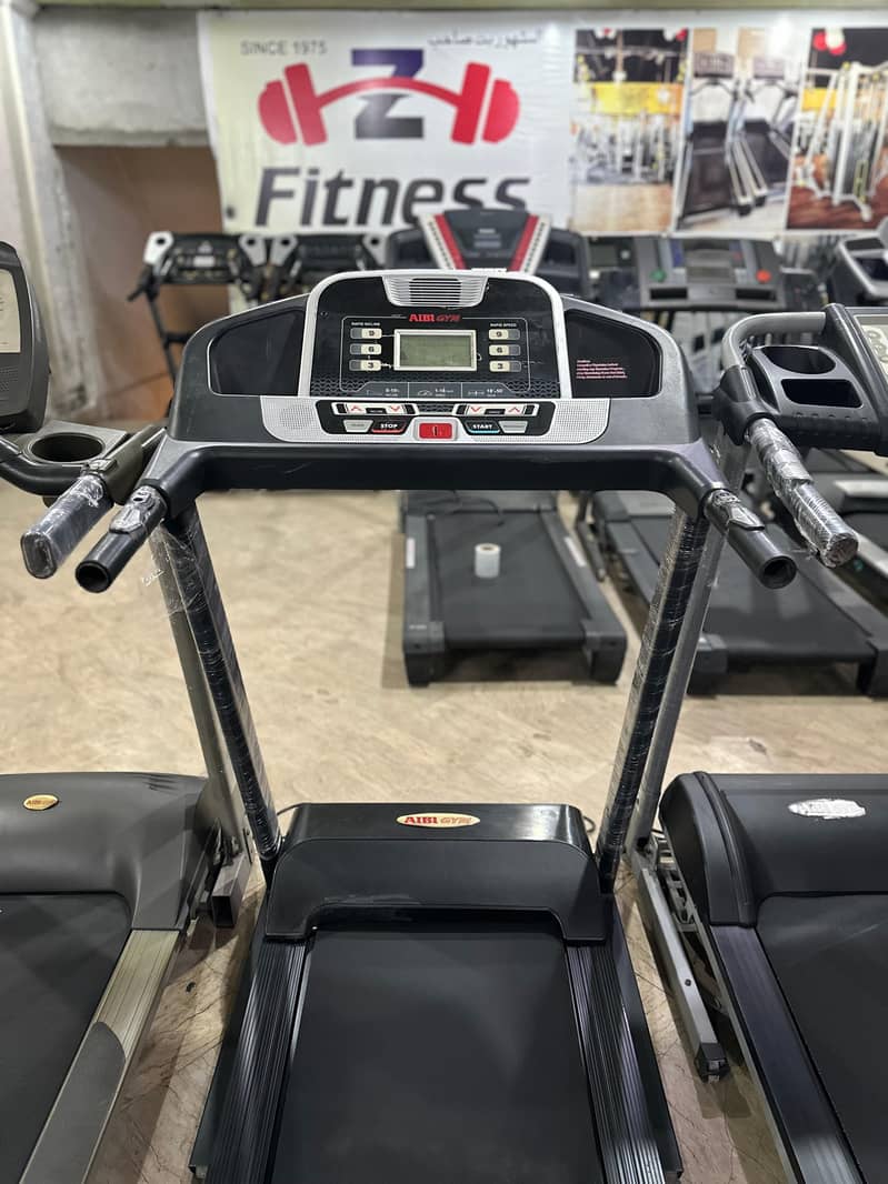 Treadmill / Running Machine / Eletctric treadmill / Jogging machine. 12