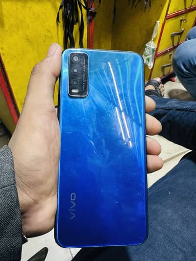 Vivo y20 3ram 32gb official pta approved box hai fingerprint ok hai