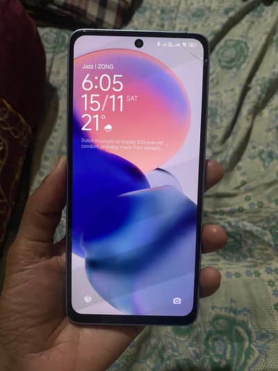 Redmi note 13 8 /256 with box