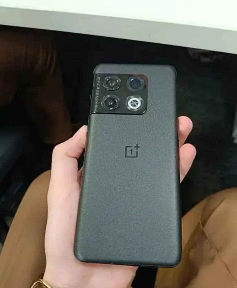OnePlus 10 pro 0