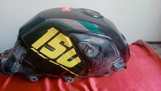 Geniune Tanki Honda cb 150f 150cc tank with shrouds
