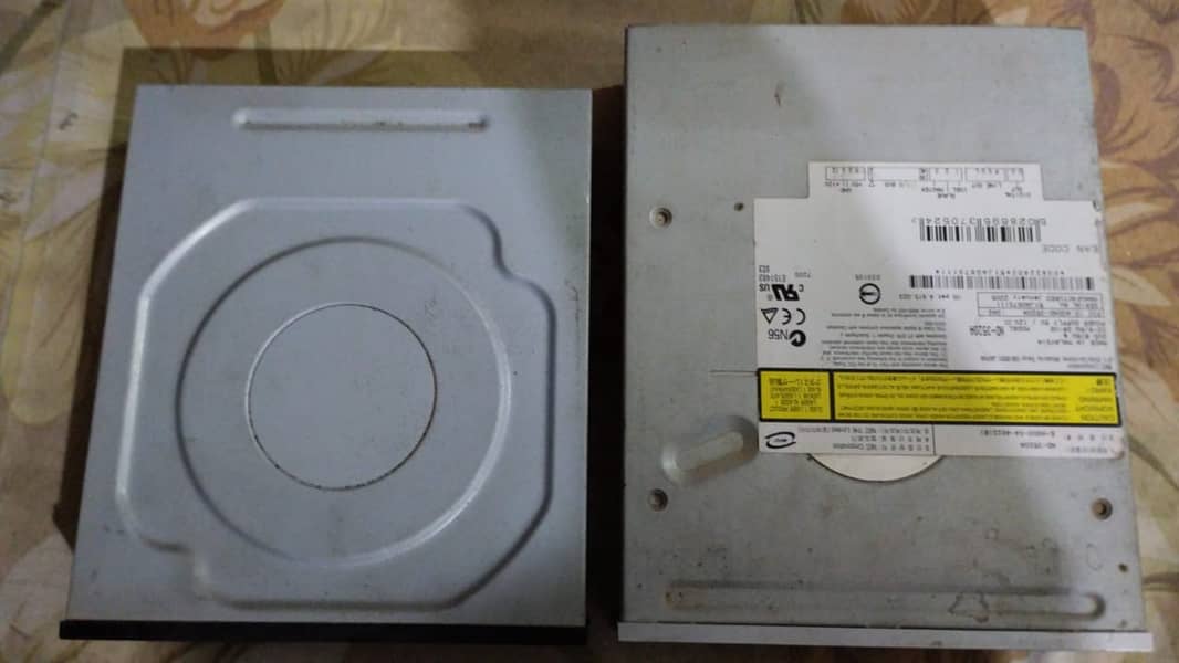 DVD REWRITER FOR COMPUTER PC ( write dvd or cd ) 1