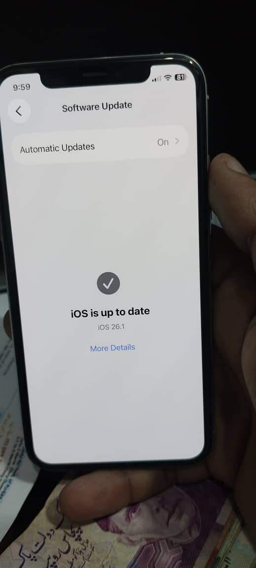 Apple iPhone 11 Pro 9