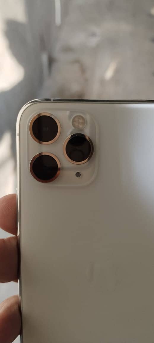 Apple iPhone 11 Pro 10