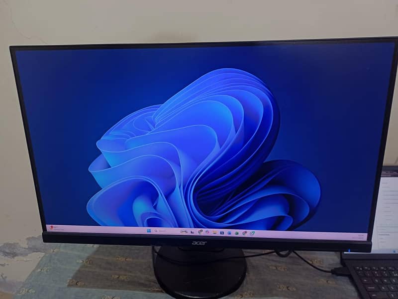 lcd screen boder less 1