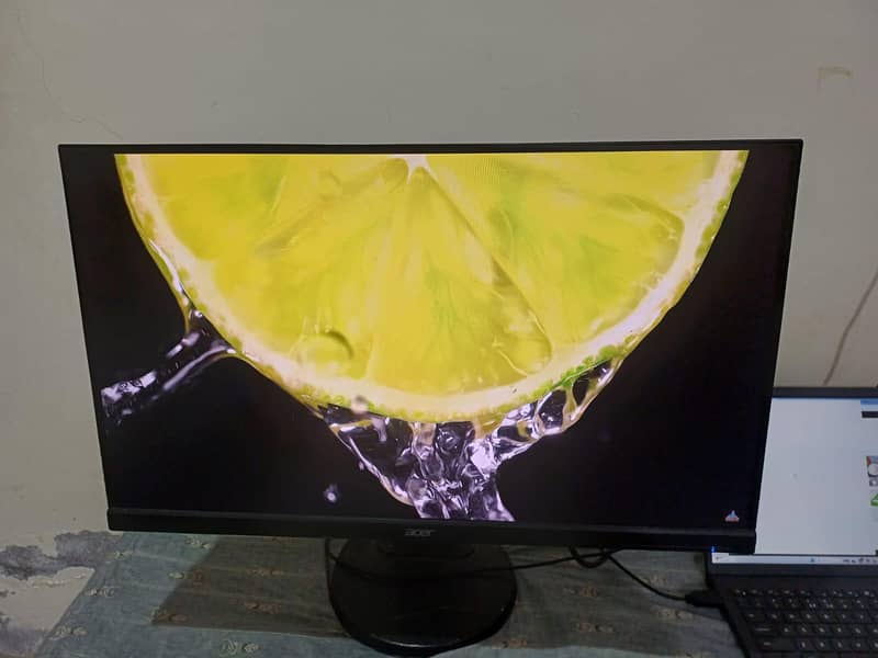 lcd screen boder less 8