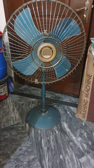 pedestal fen  for sell