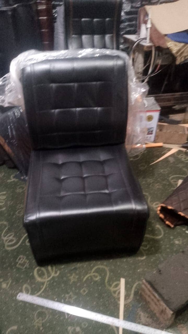 Office Sofa | Leather Sofa | Puffy Set 11