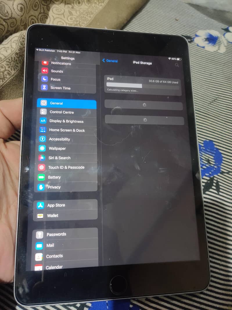 ipad mini (4th generation) 3