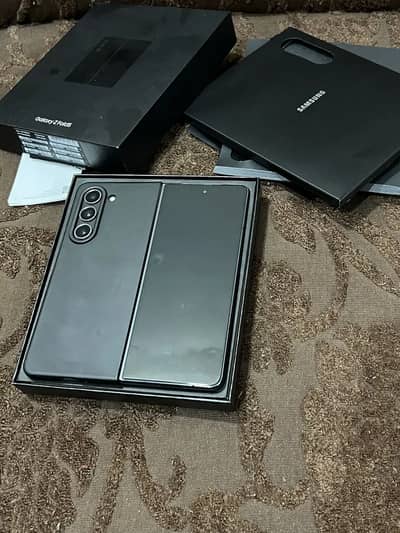 Samsung Z fold 5 12/256gb non pta with box
