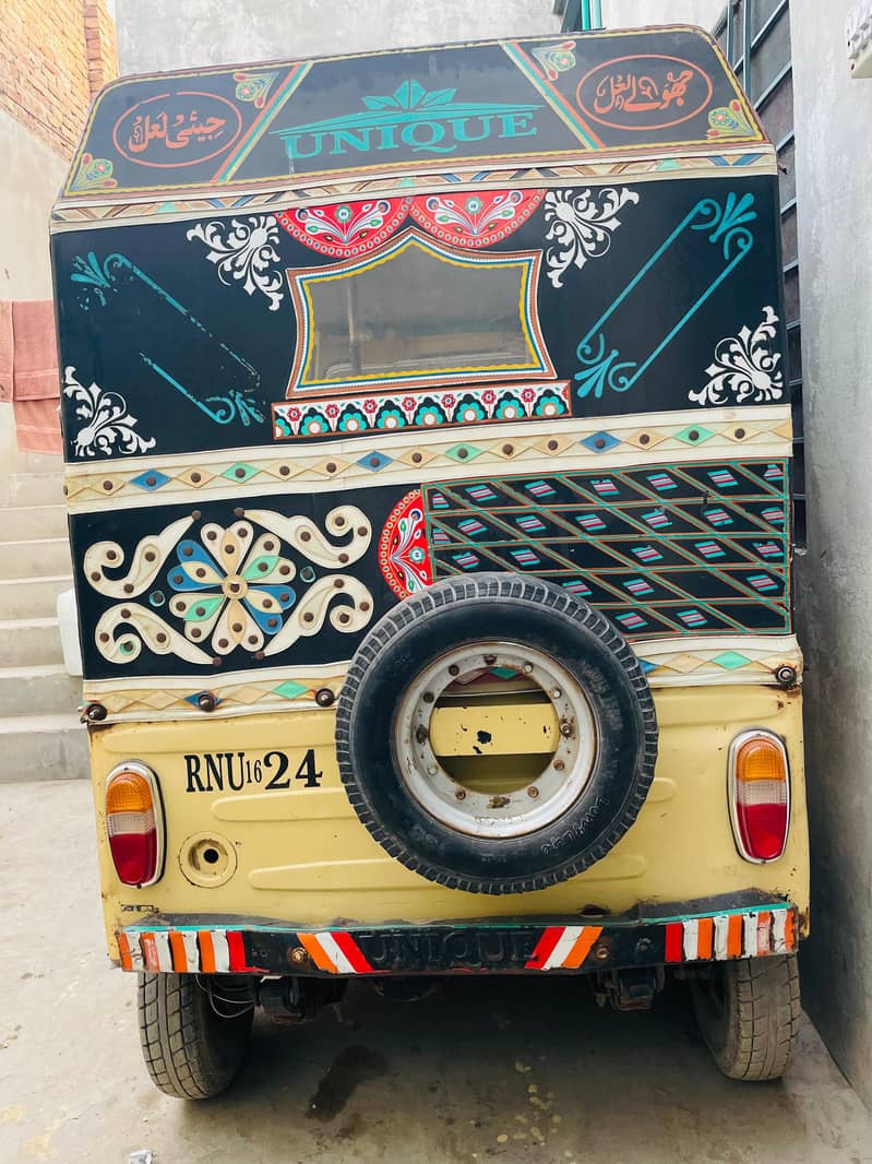 auto Rickshaw 3
